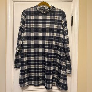 Tyler Boe Navy/White Plaid Knit Tunic with Faux Leather Sleeve Patches Sz L